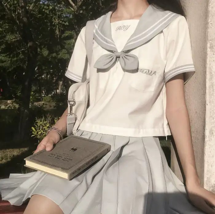 蕾哈娜内衣秀2